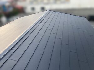 完成したガルバリウム鋼板屋根